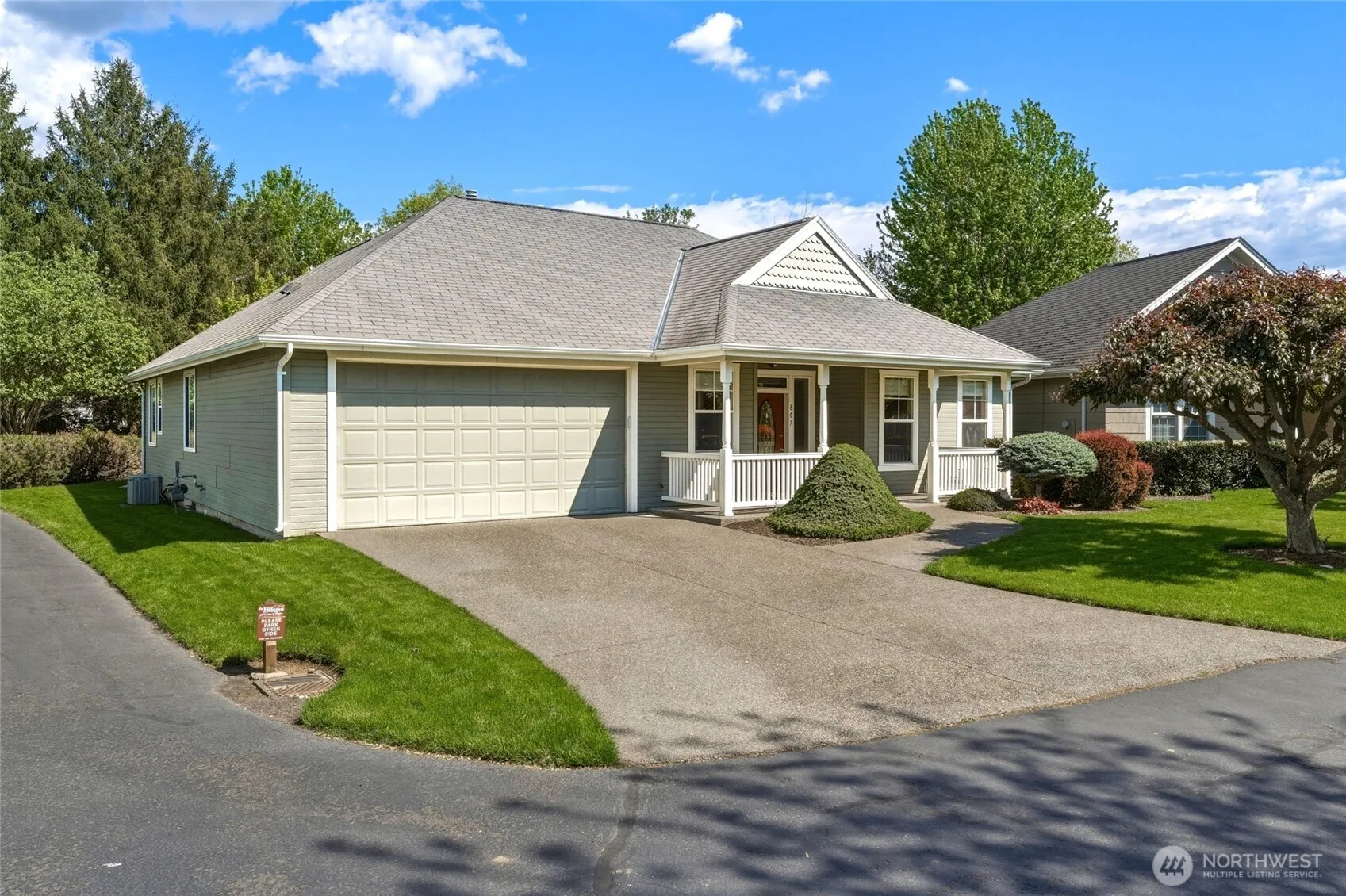 Property photo for 807 Se Covey Court, College Place