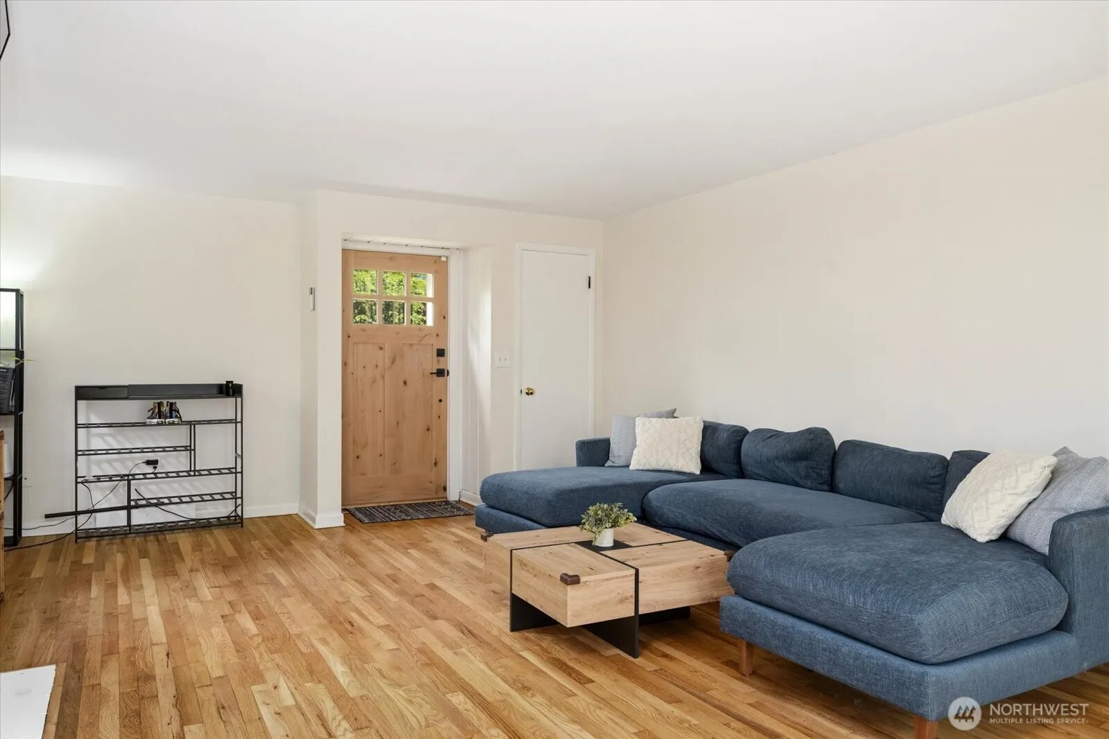 Property photo for 4037 Ne 109th Street, Seattle photo 3