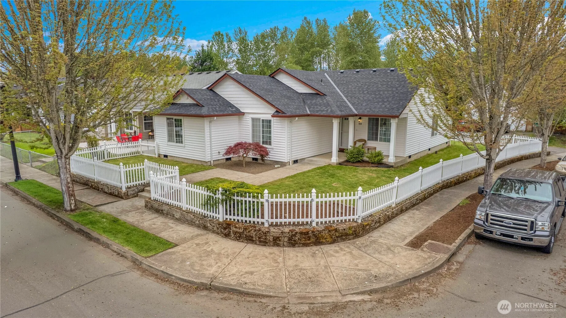 Property photo for 622 Nw 29th Place, Battle Ground