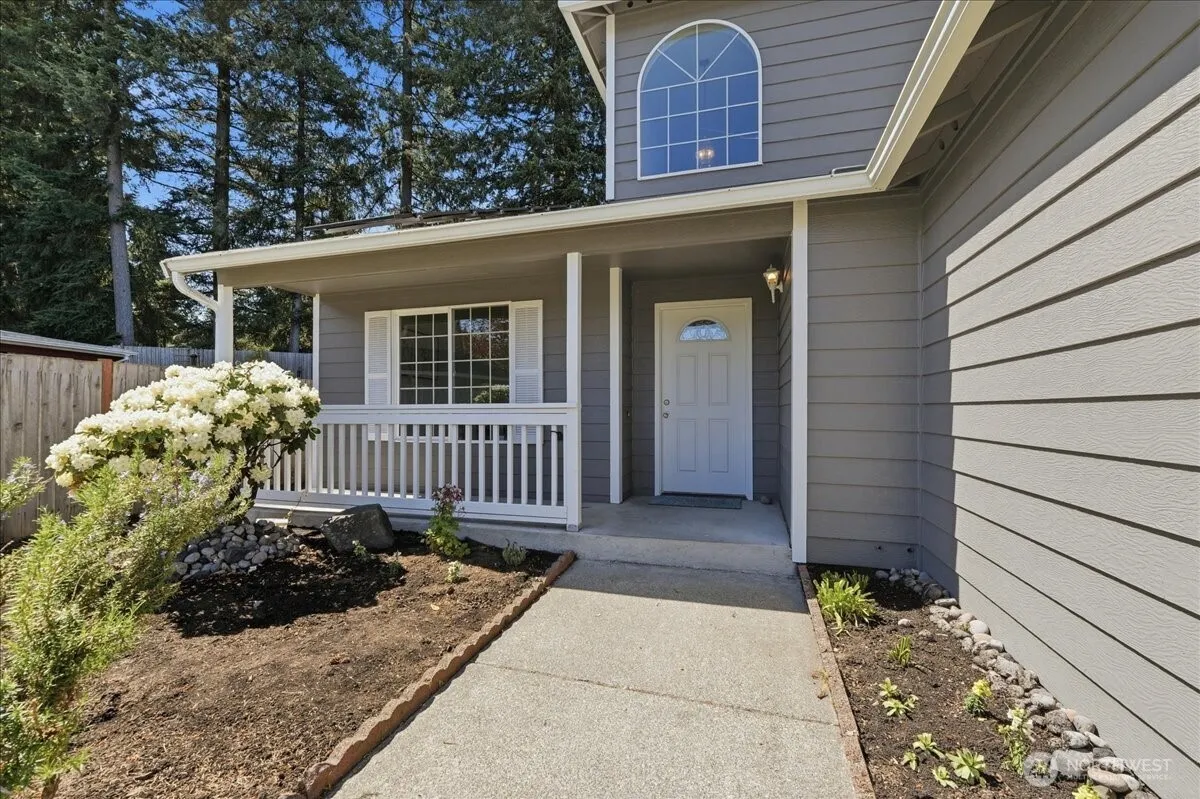 Property photo for 8816 Milbanke Drive Se, Olympia photo 2