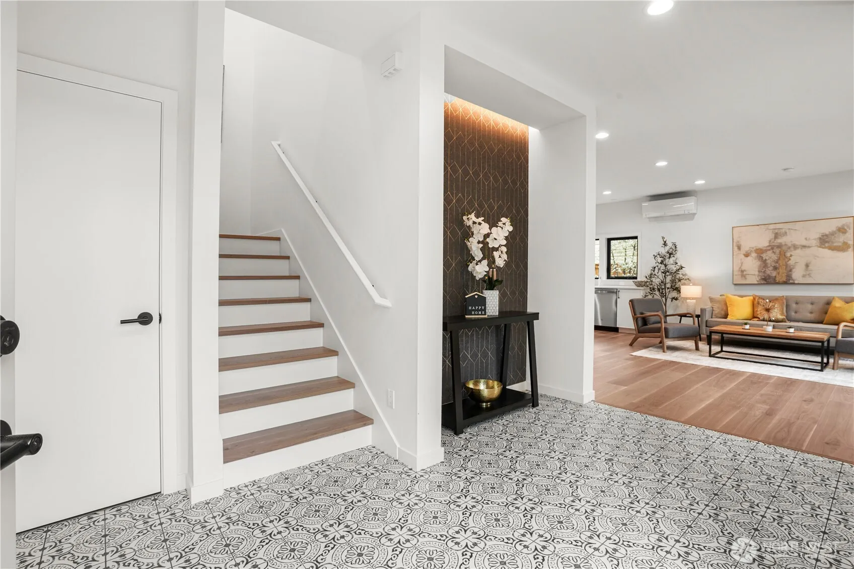 Property photo for 13022 Corliss Avenue N, Seattle photo 4