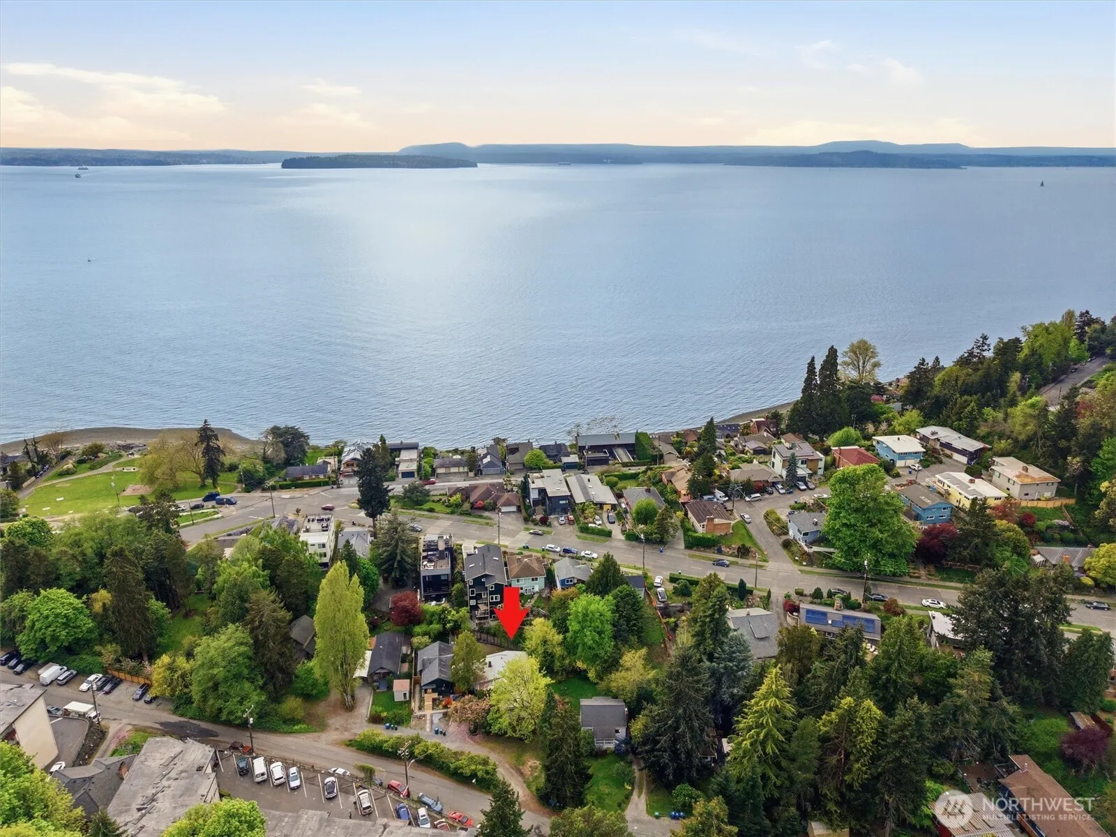 Property photo for 6775 Murray Avenue Sw, Seattle photo 4
