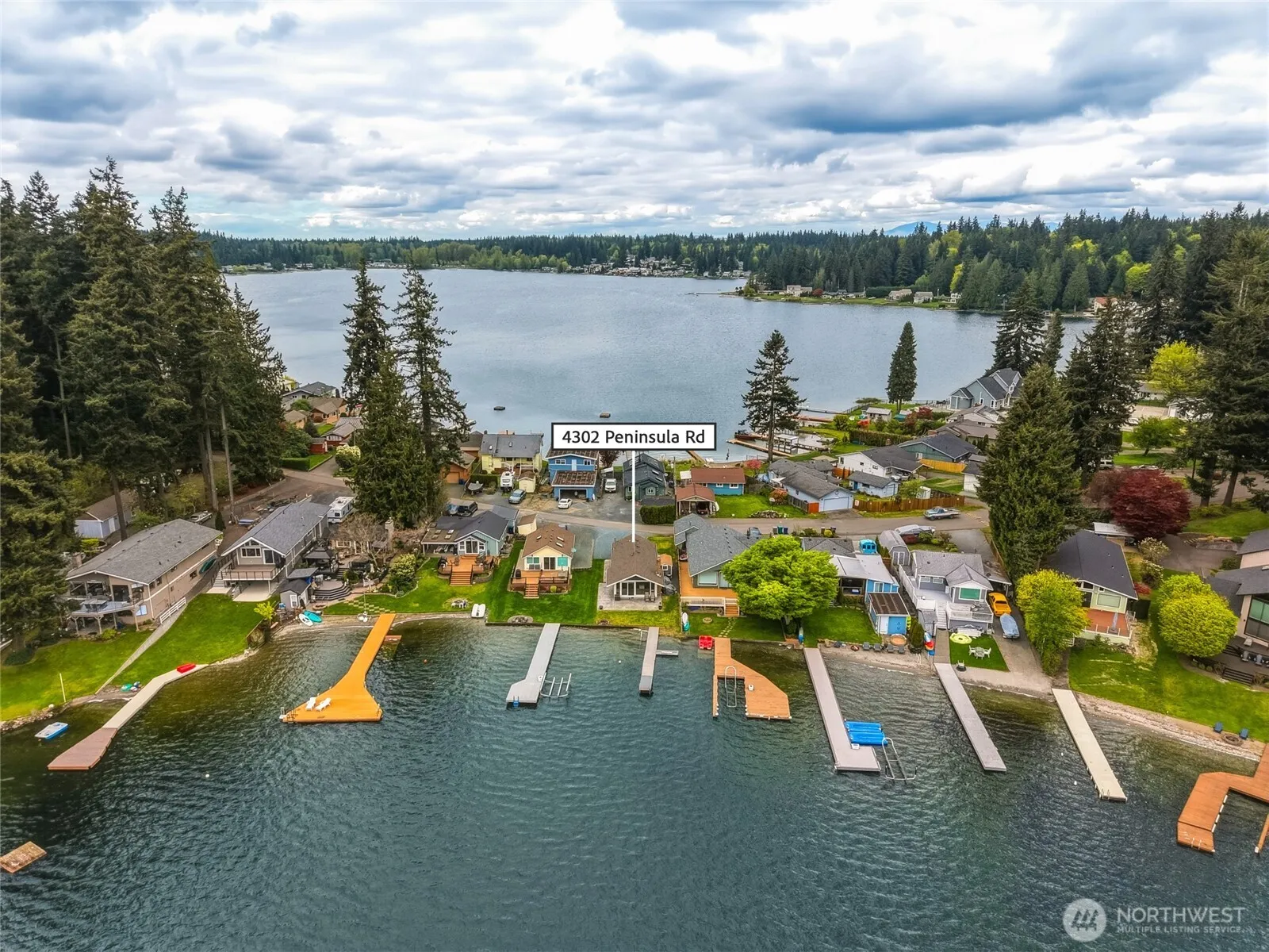 Property photo for 4302 Peninsula Road, Stanwood photo 3