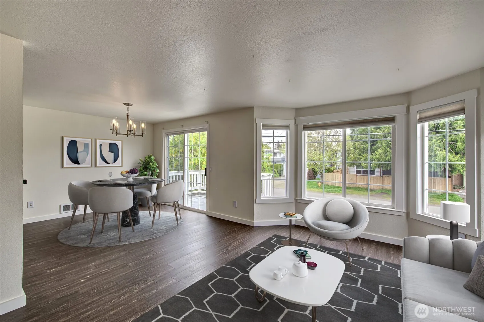 Property photo for 733 104th Street, Seattle photo 5