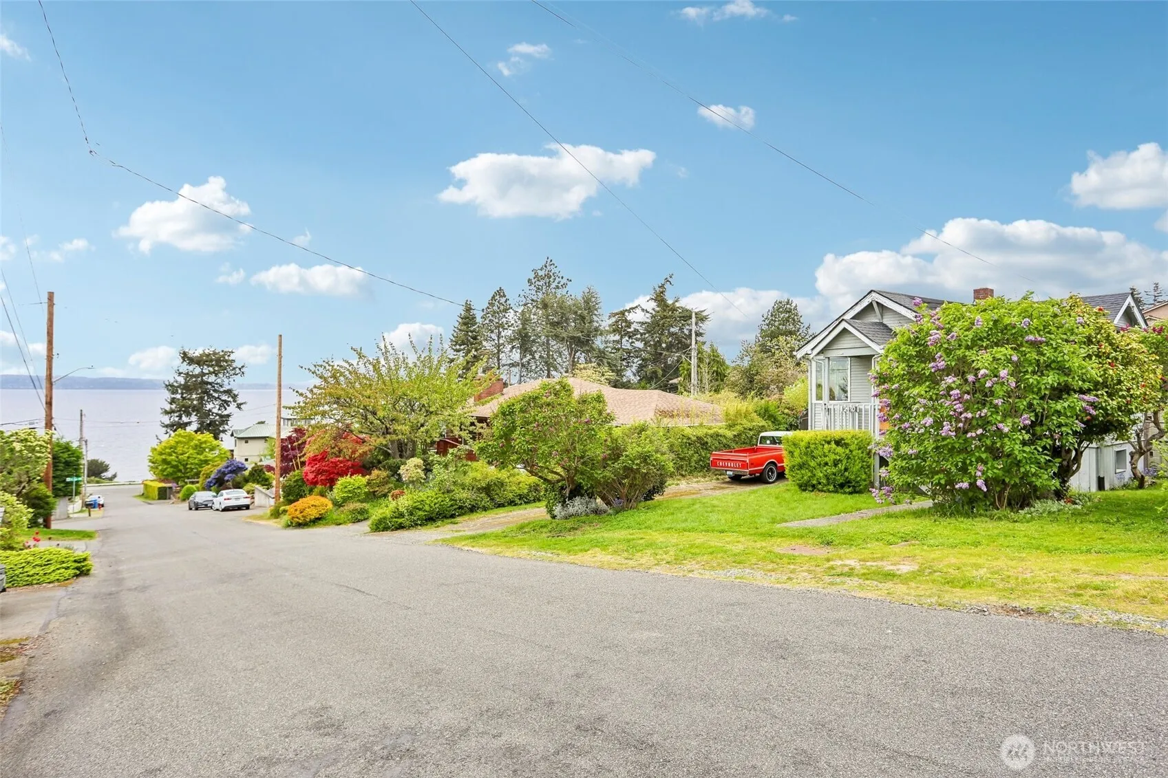 Property photo for 2430 Nw 198th Street, Shoreline photo 2
