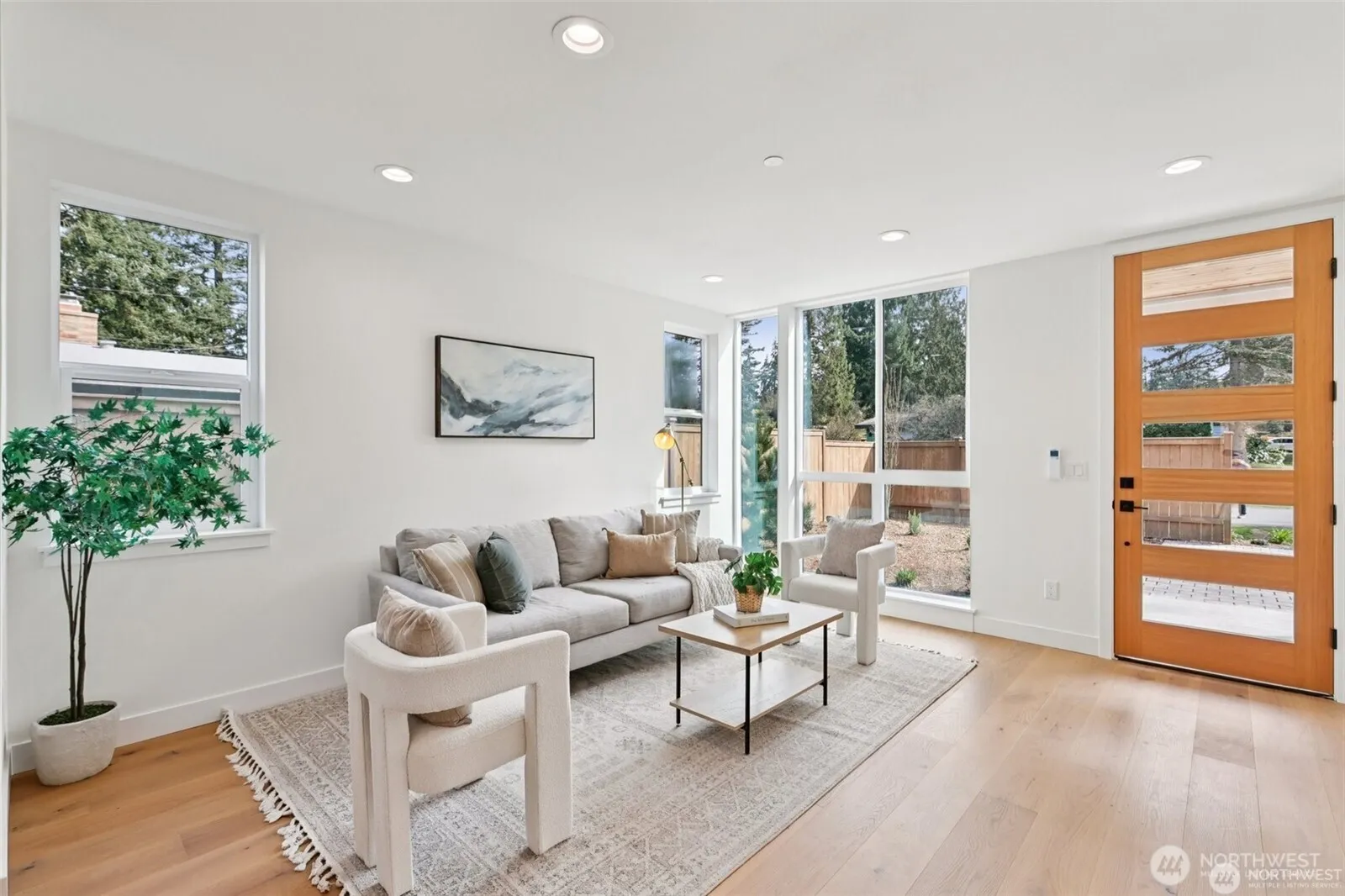 Property photo for 20205 5th Avenue Nw, Shoreline photo 4