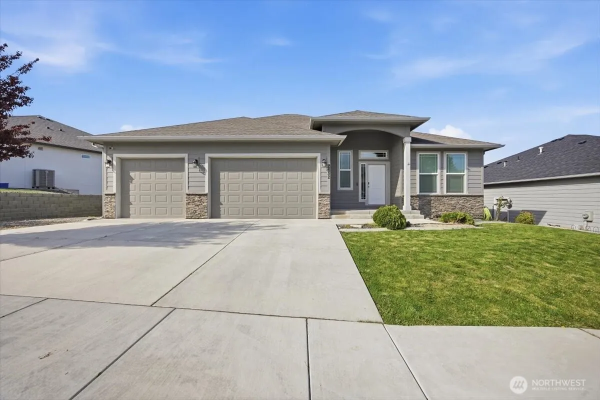 Property photo for 2652 W 44th Place, Kennewick