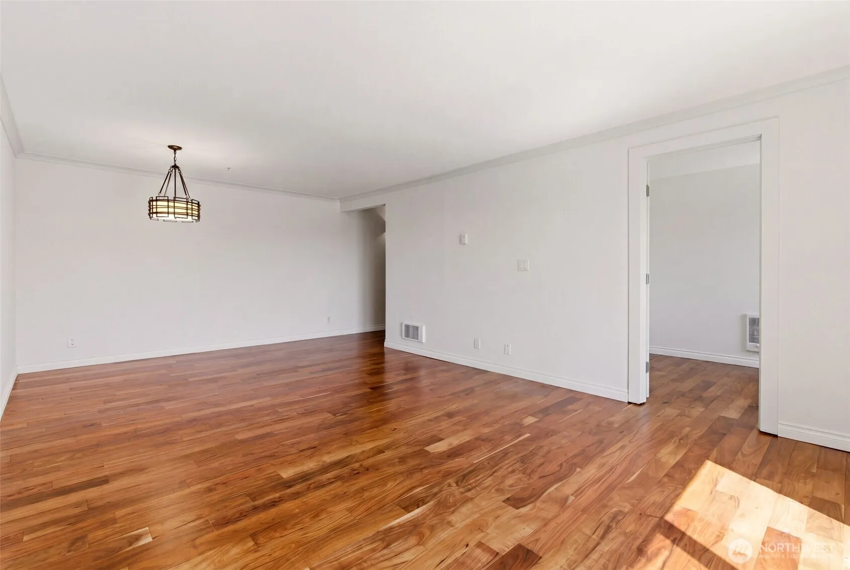 Property photo for 800 N Allen Place #401, Seattle photo 4