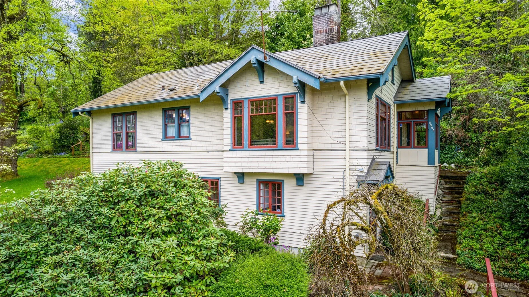 Property photo for 4903 S 31st Avenue, Seattle