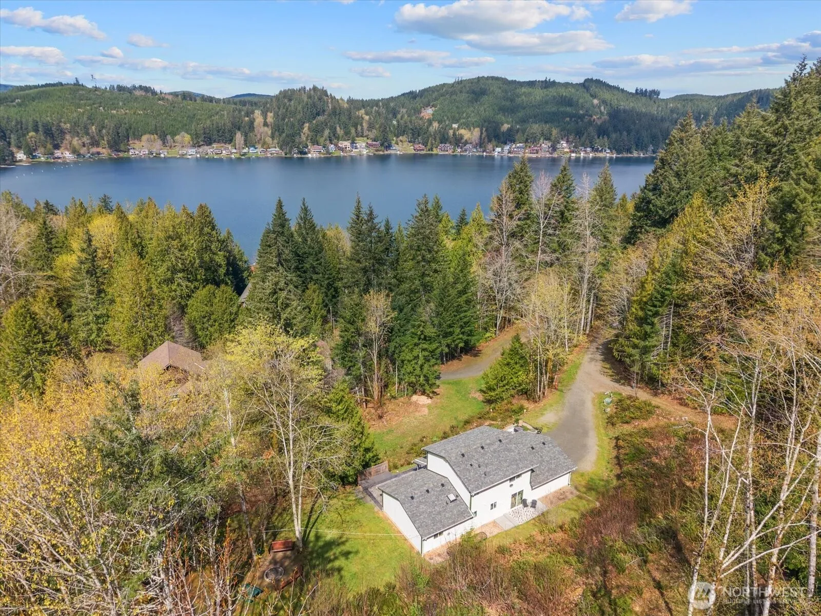 Property photo for 508 Summit Lake Shore Drive Nw, Olympia photo 2