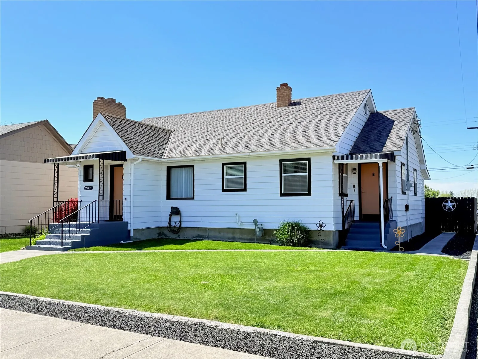 Property photo for 206 S Alder Street, Odessa photo 2
