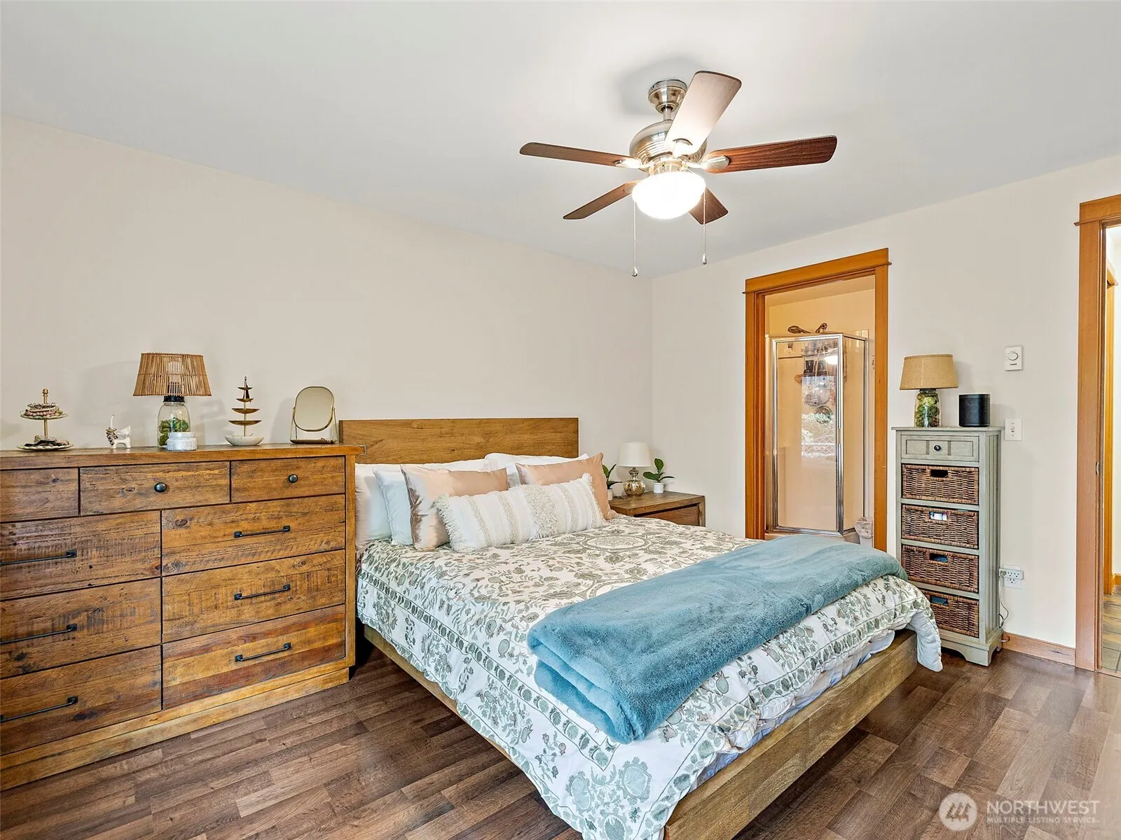 Property photo for 3318 Wetmore Avenue S #e, Seattle photo 5