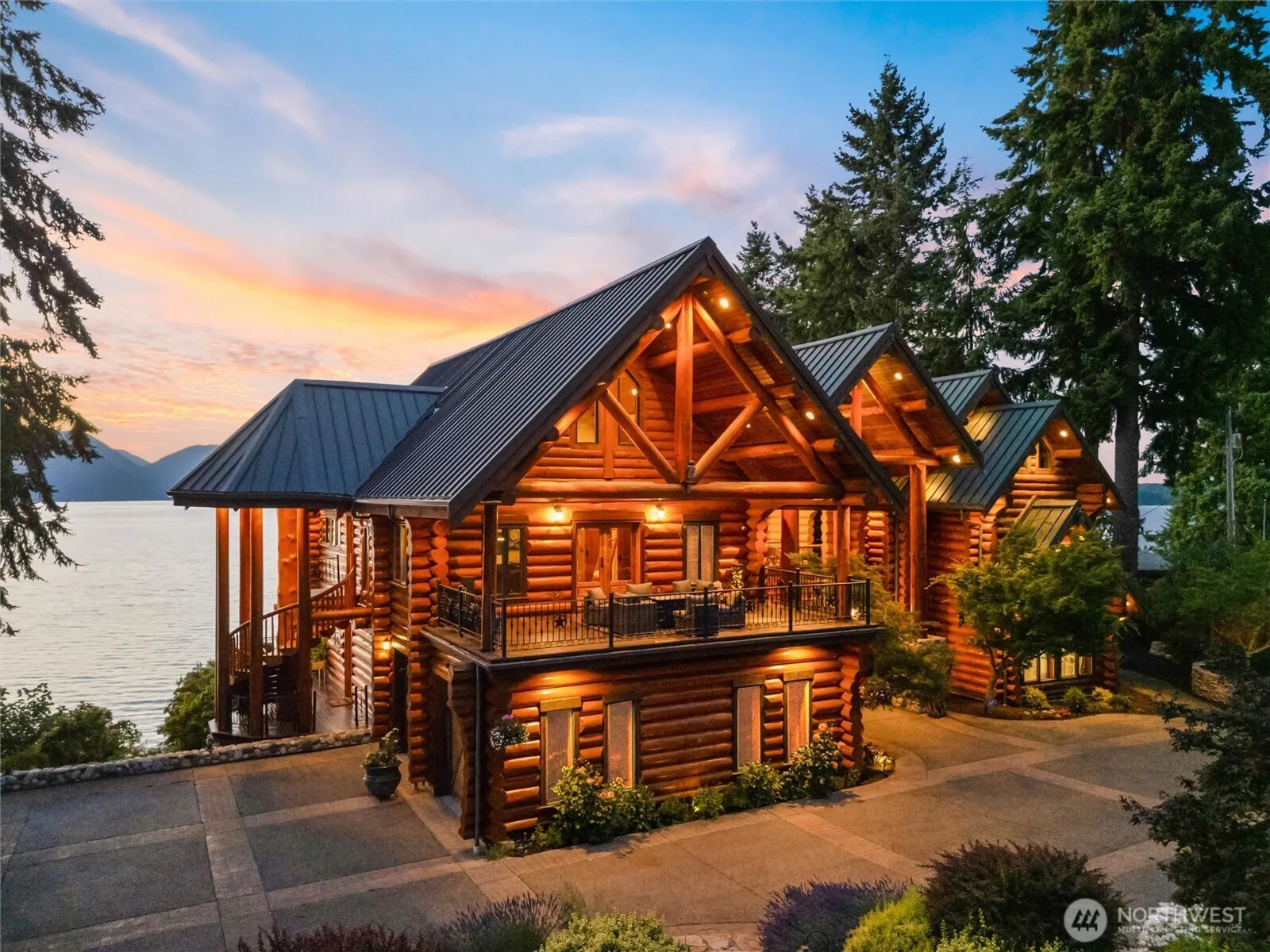 Property photo for 14594 Nw Tree Top Lane, Seabeck photo 2
