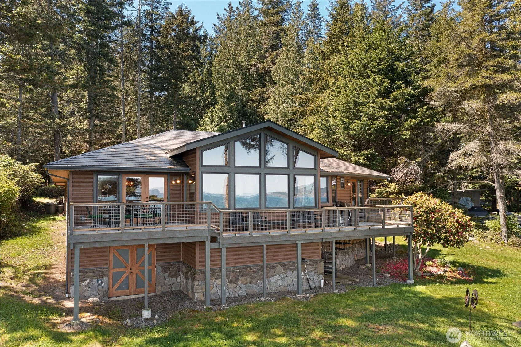 Property photo for 1378 San Juan Drive, San Juan Island photo 2