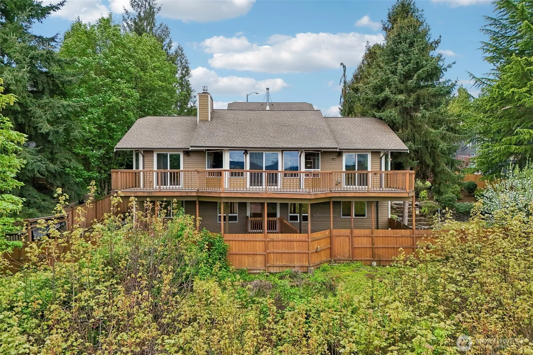 Property photo for 709 22nd Street Sw, Puyallup photo 2