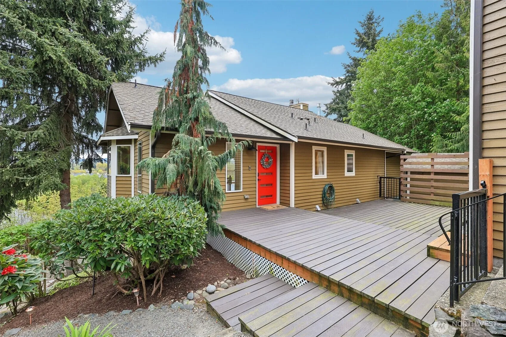 Property photo for 709 22nd Street Sw, Puyallup photo 3