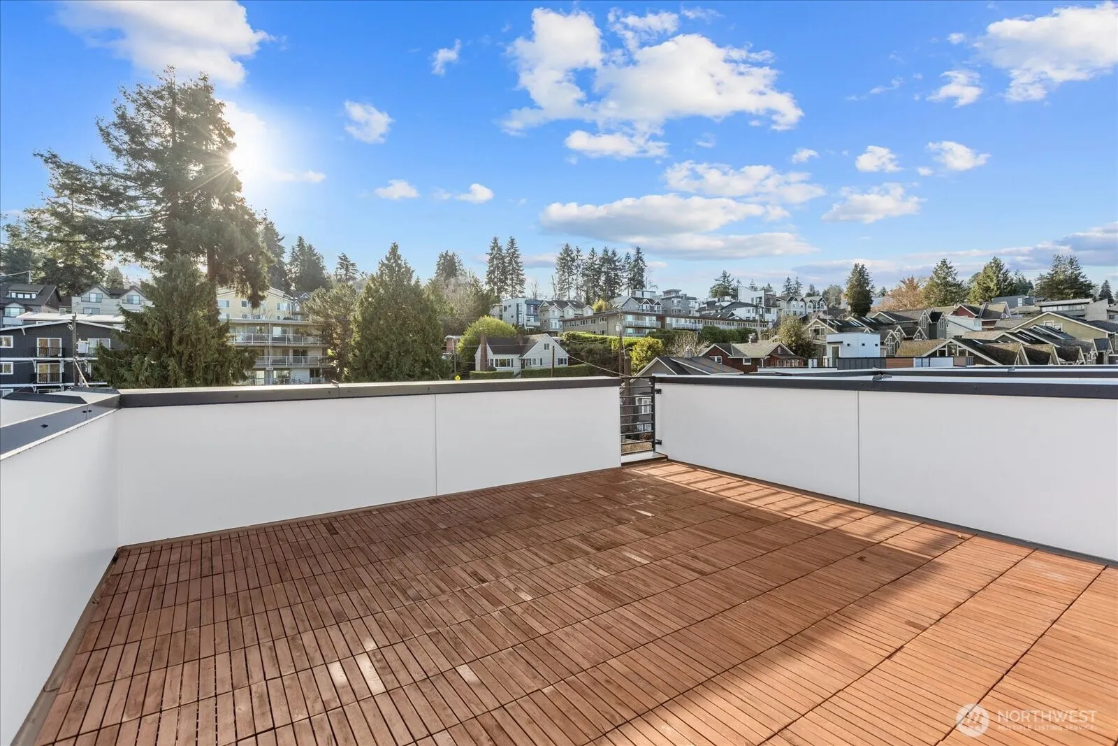 Property photo for 3110 Queen Anne Avenue N, Seattle