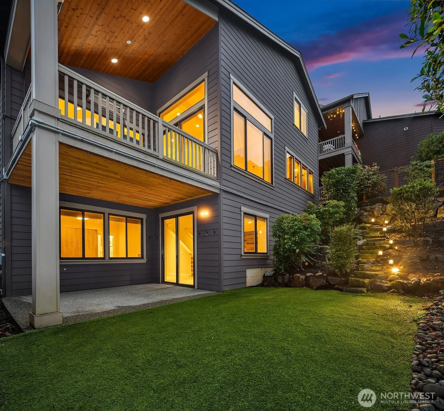 Property photo for 9026 Ne 127th Place, Kirkland photo 3
