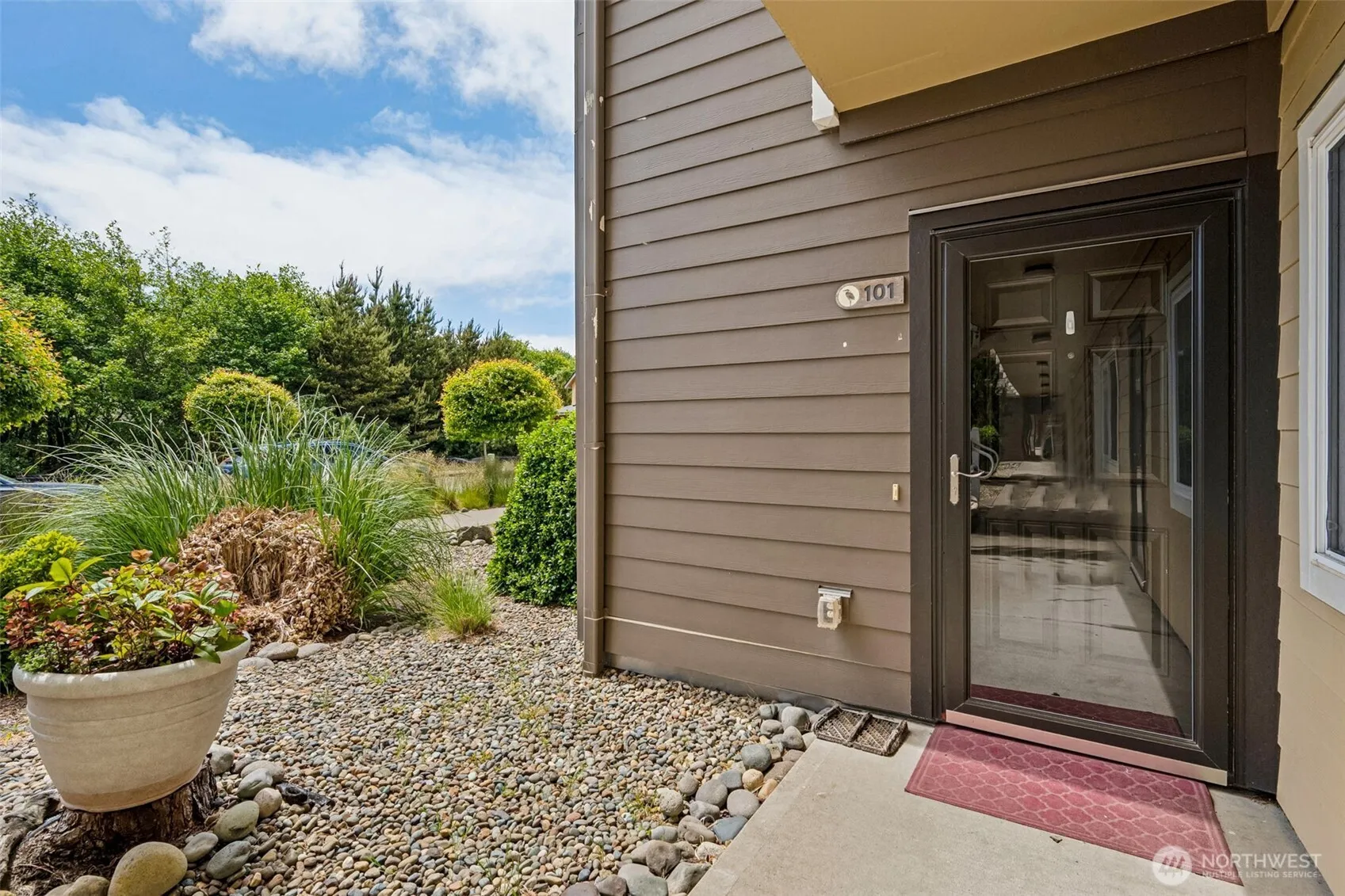 Property photo for 262 Oyhut Bay Blvd Boulevard Sw #101, Ocean Shores photo 5