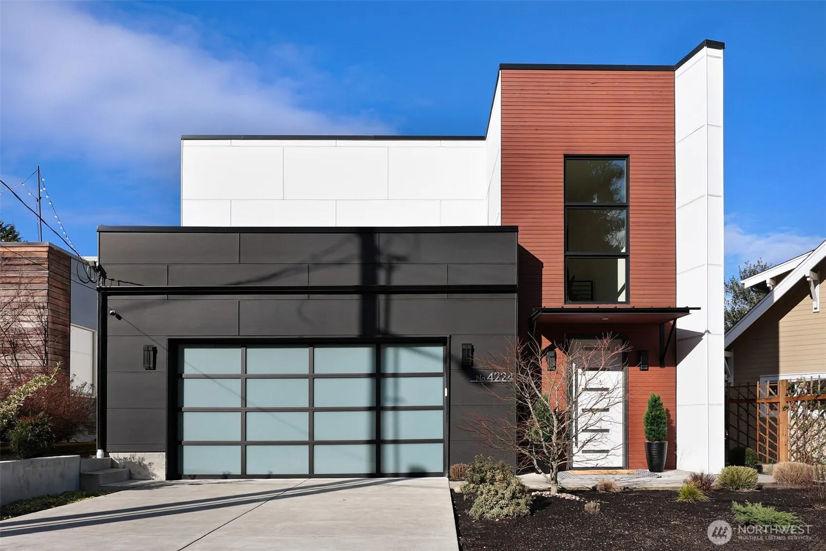 Property photo for 4224 Ne 124th Street, Seattle