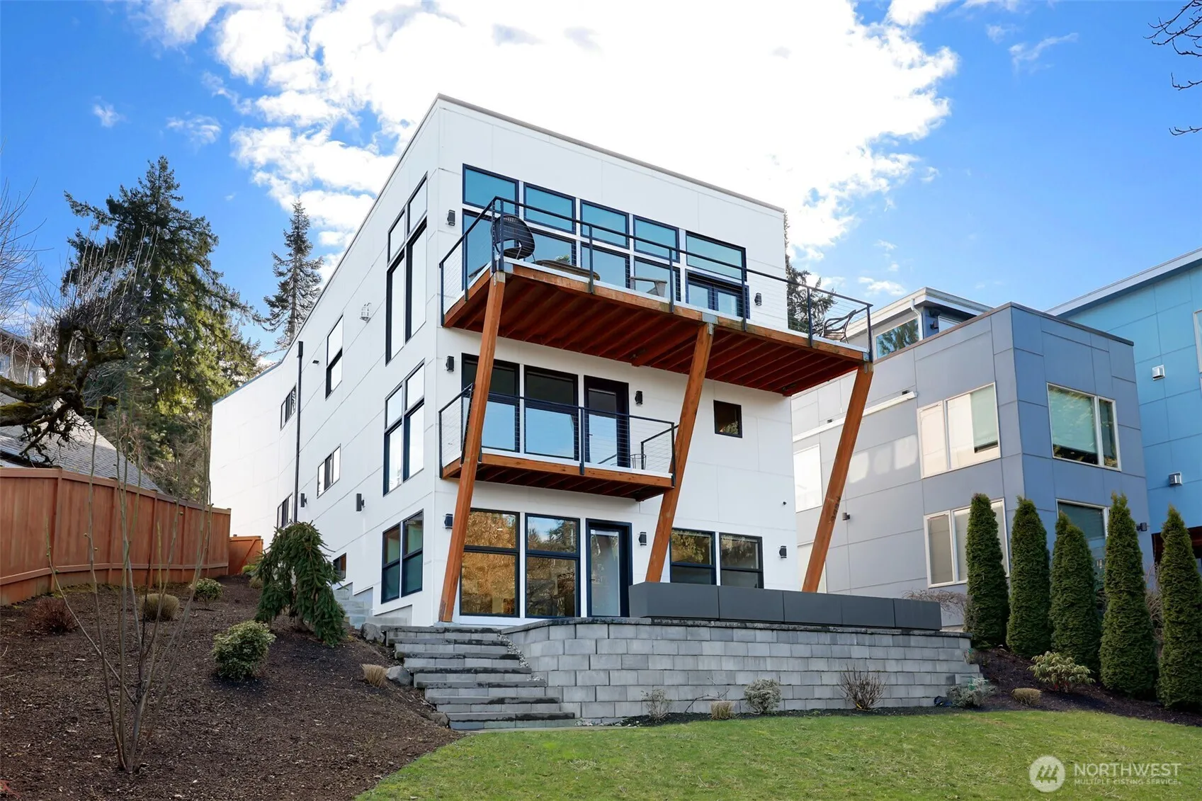 Property photo for 4224 Ne 124th Street, Seattle photo 3