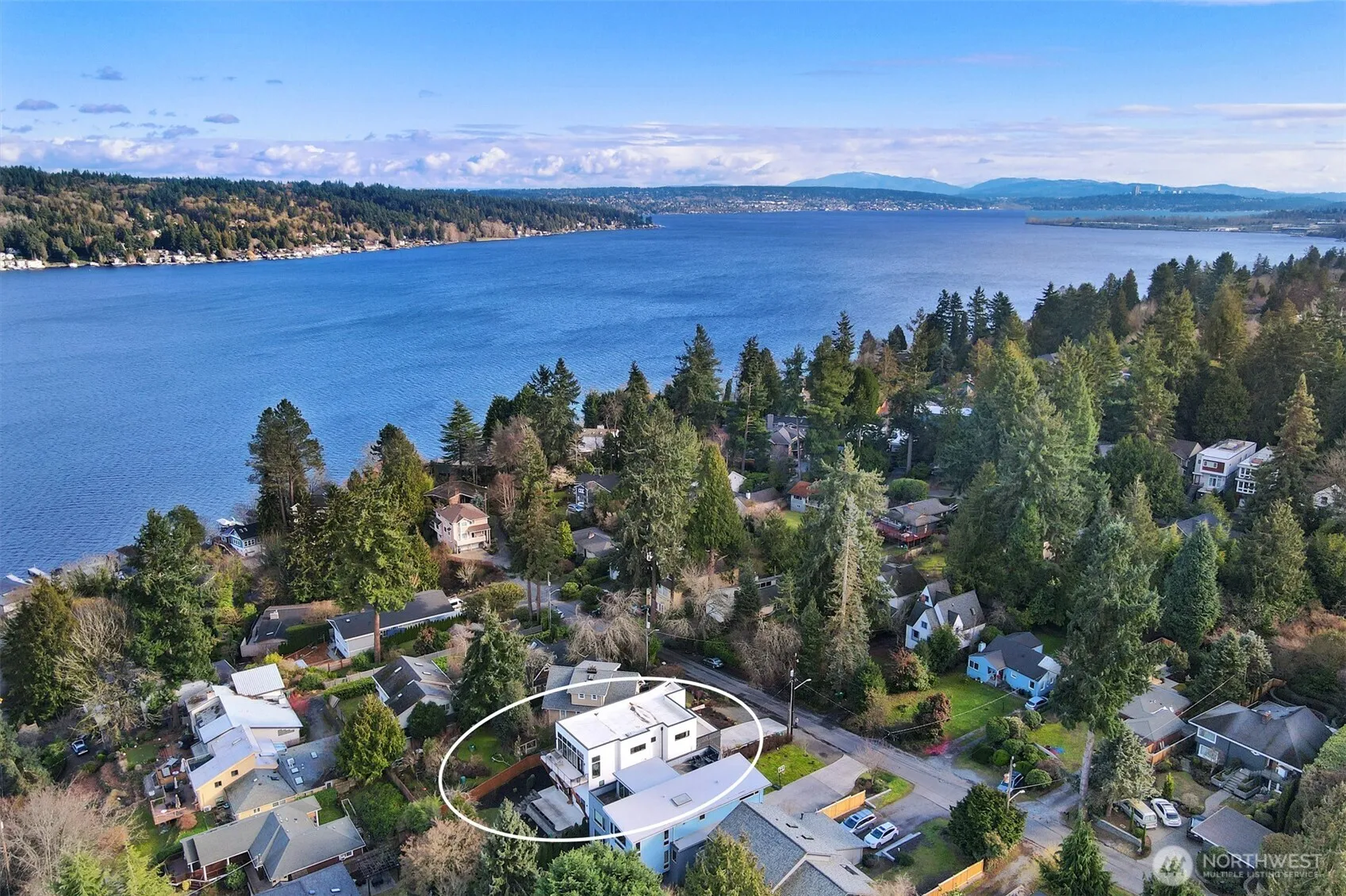 Property photo for 4224 Ne 124th Street, Seattle photo 4