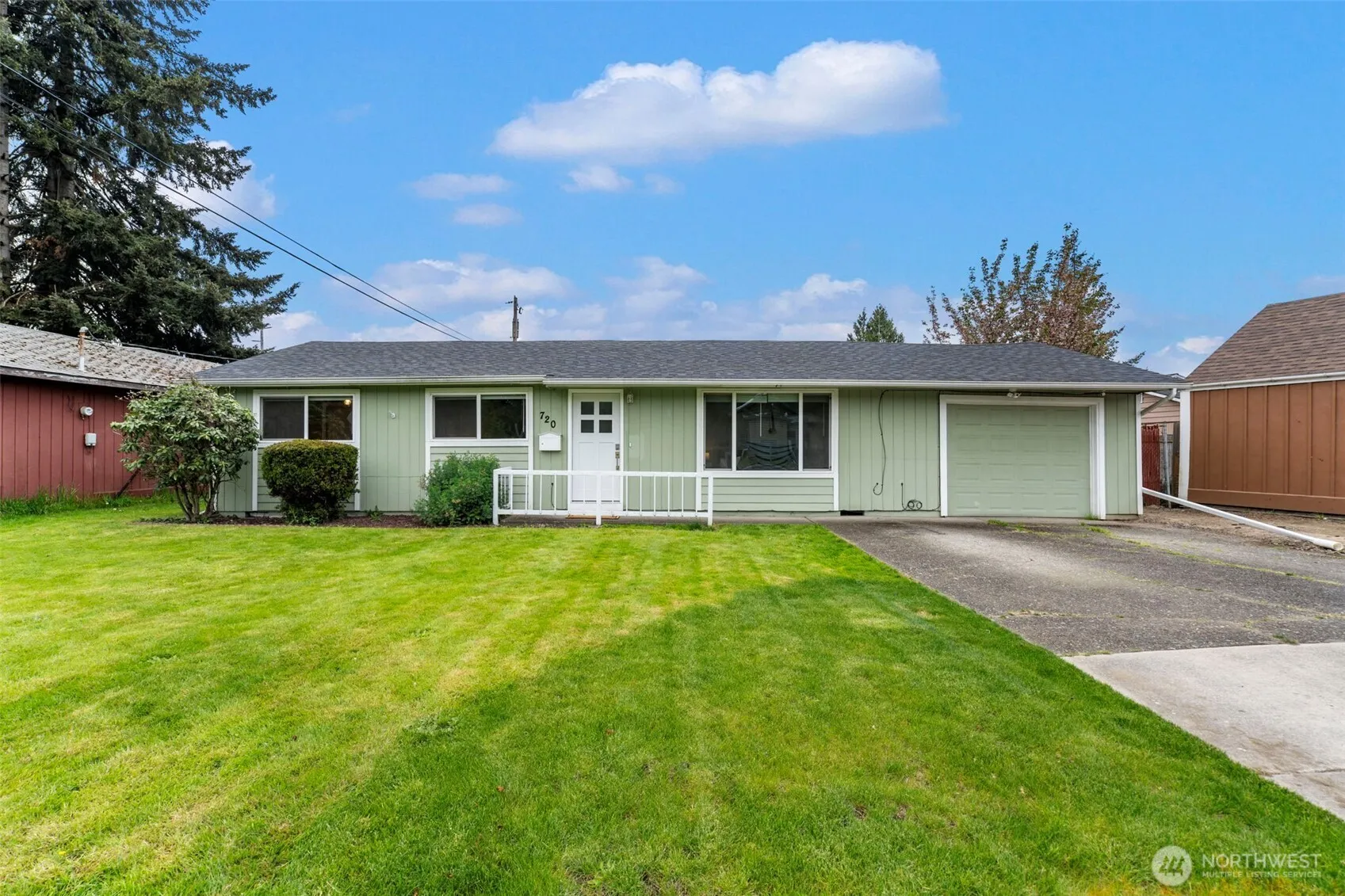 Property photo for 720 32nd Avenue, Longview
