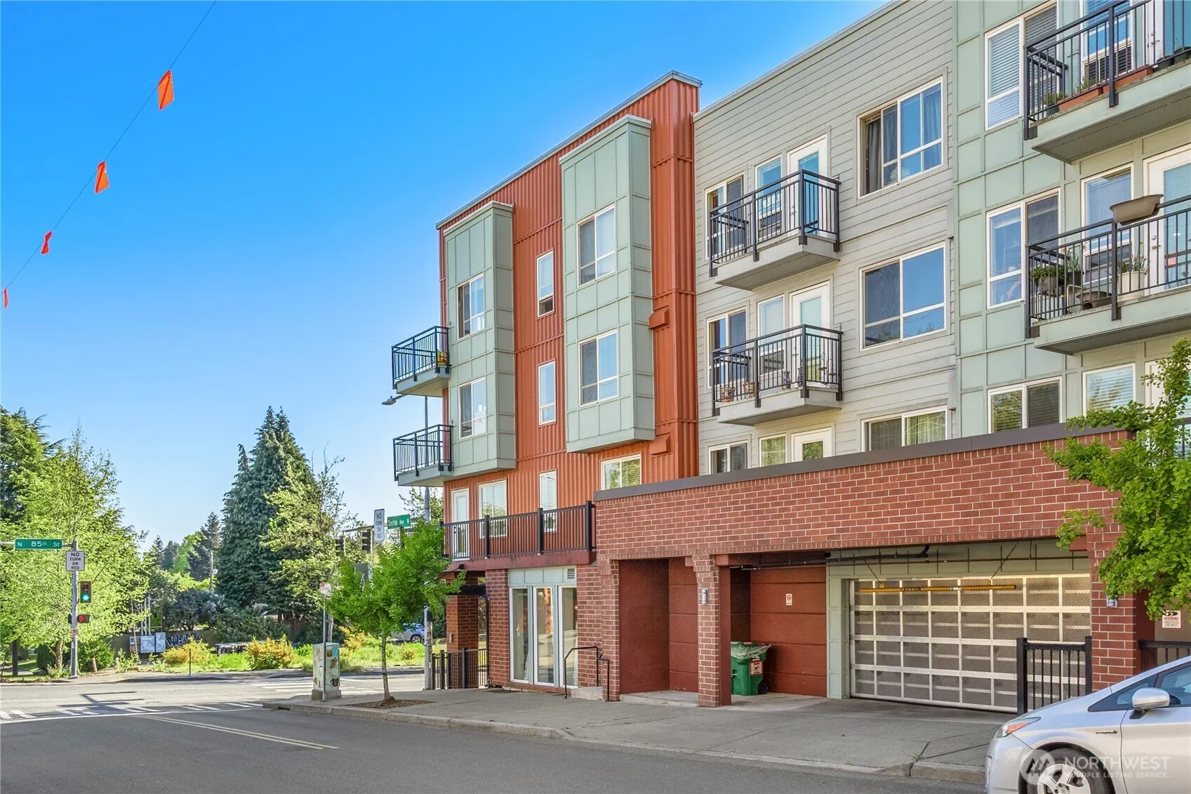 Property photo for 424 N 85th Street #404, Seattle photo 2