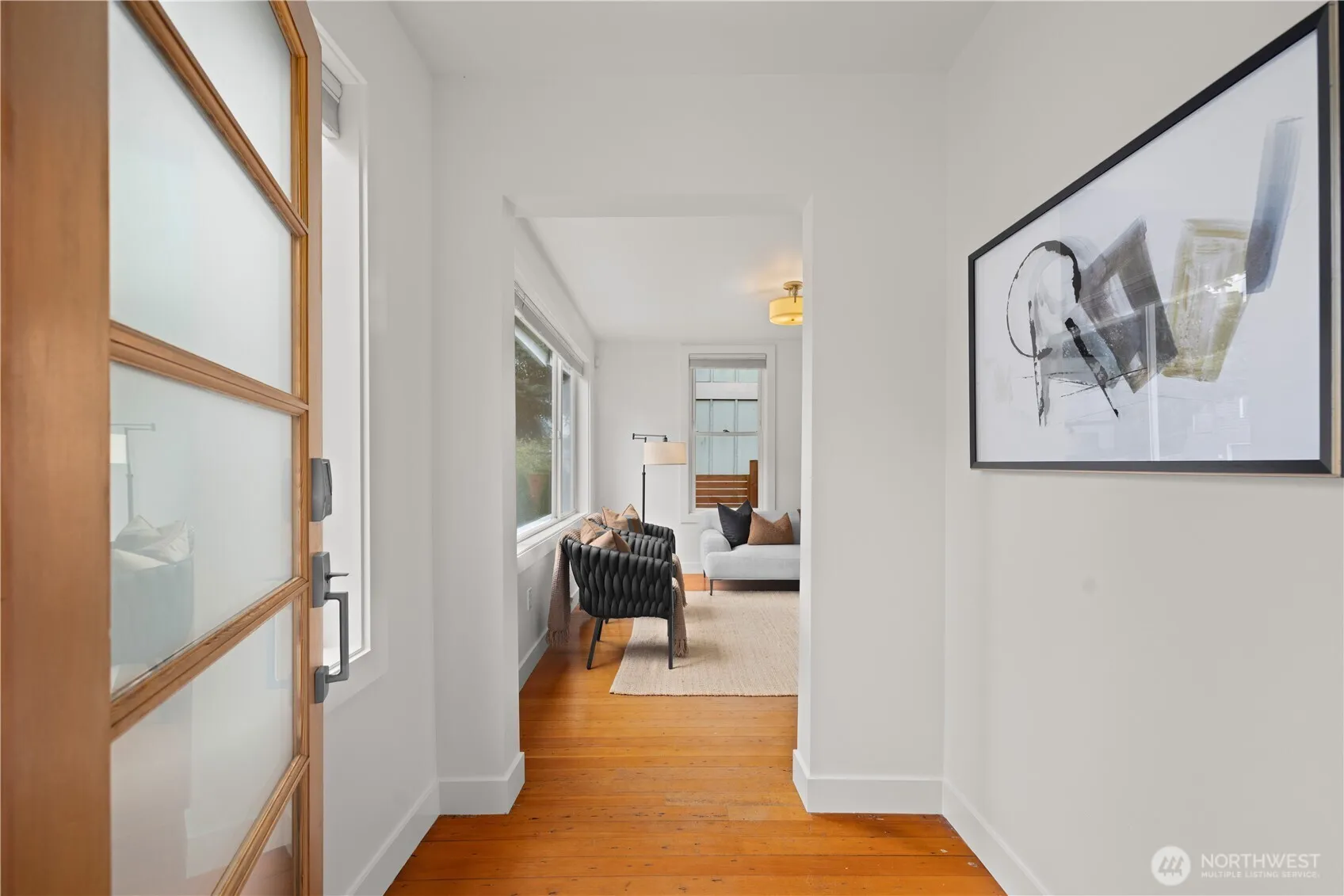 Property photo for 927 29th Avenue S, Seattle photo 3