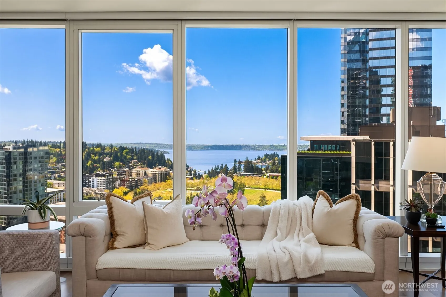 10700 Ne 4th Street #2202, Bellevue