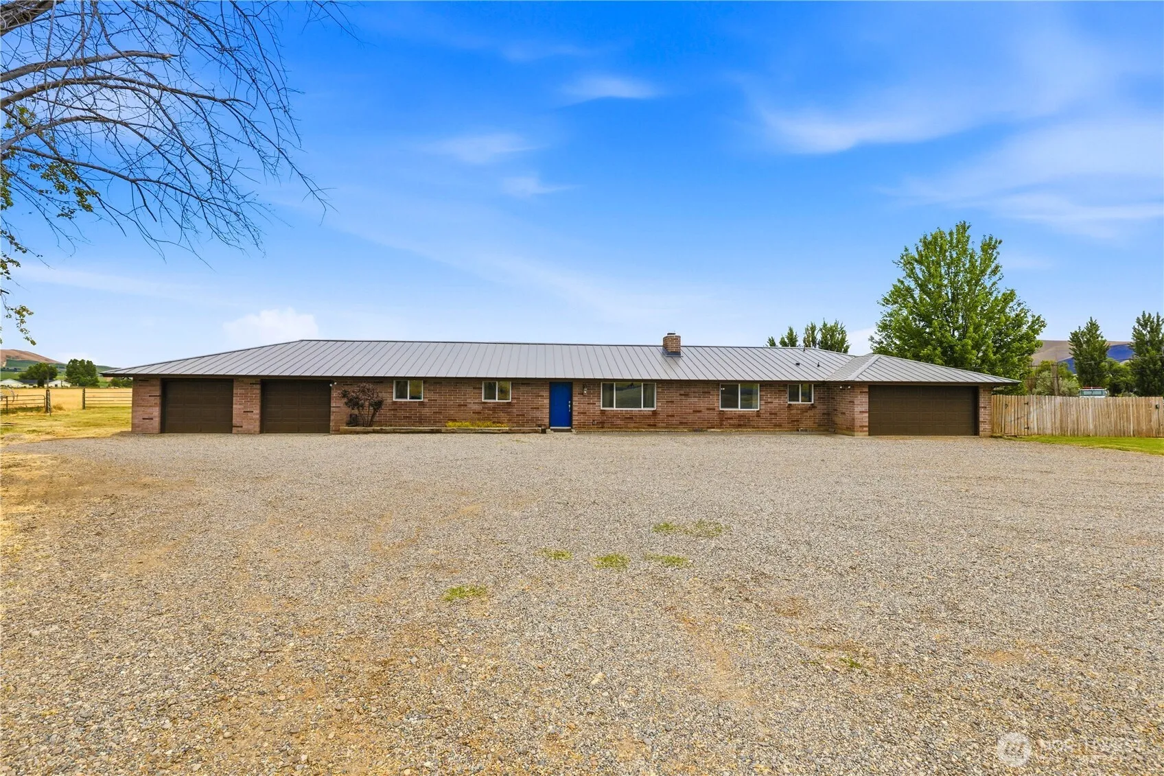 Property photo for 52005 N Whan Road, Benton City photo 3