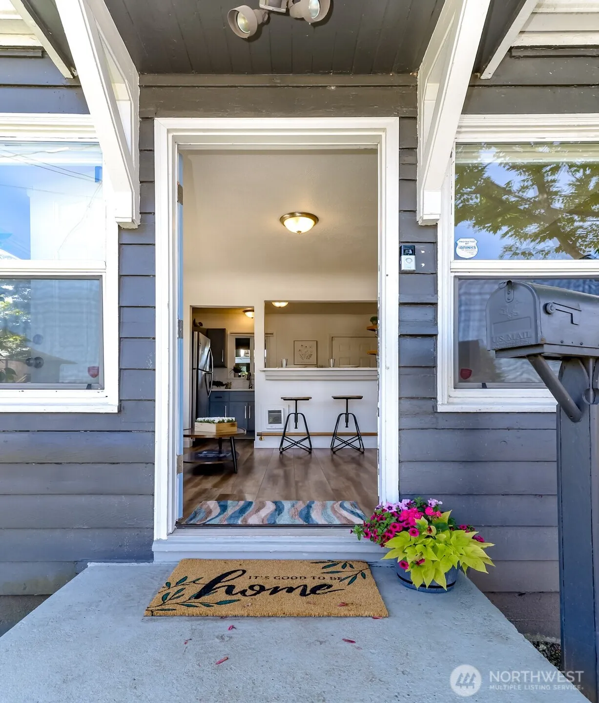 Property photo for 606 S 61st Street, Tacoma photo 2