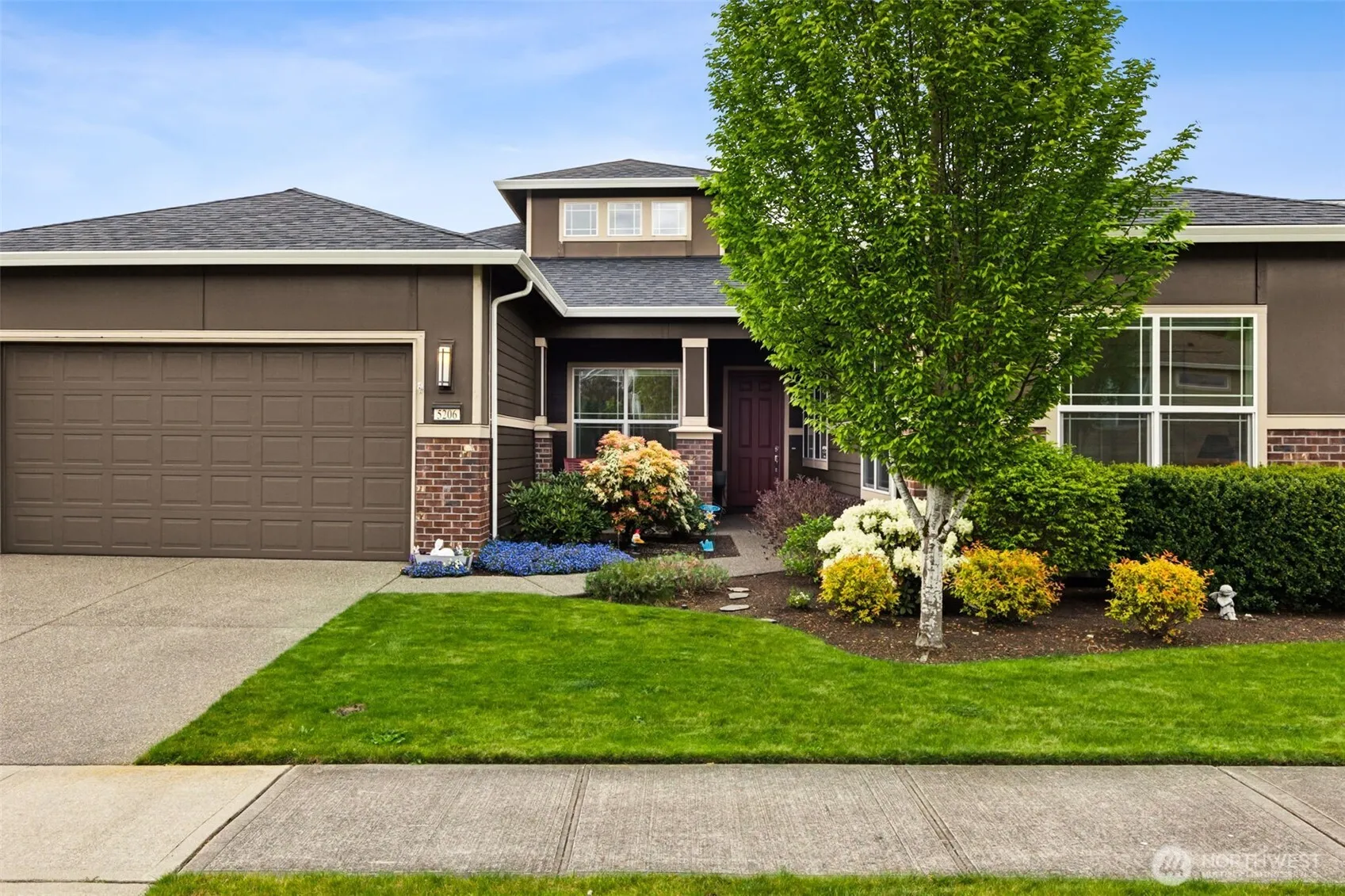 Property photo for 5206 Waldron Drive Ne, Olympia photo 2