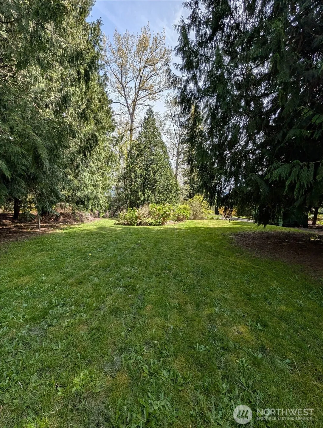 Property photo for 4611 268th Avenue Ne, Redmond photo 5