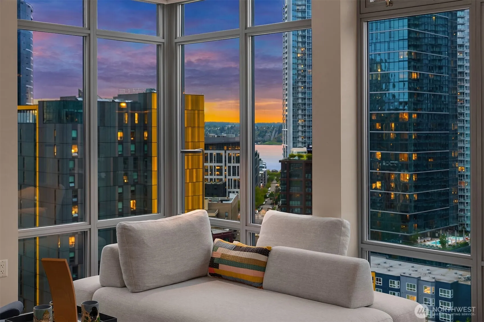 Property photo for 819 Virginia Street #2302, Seattle photo 4