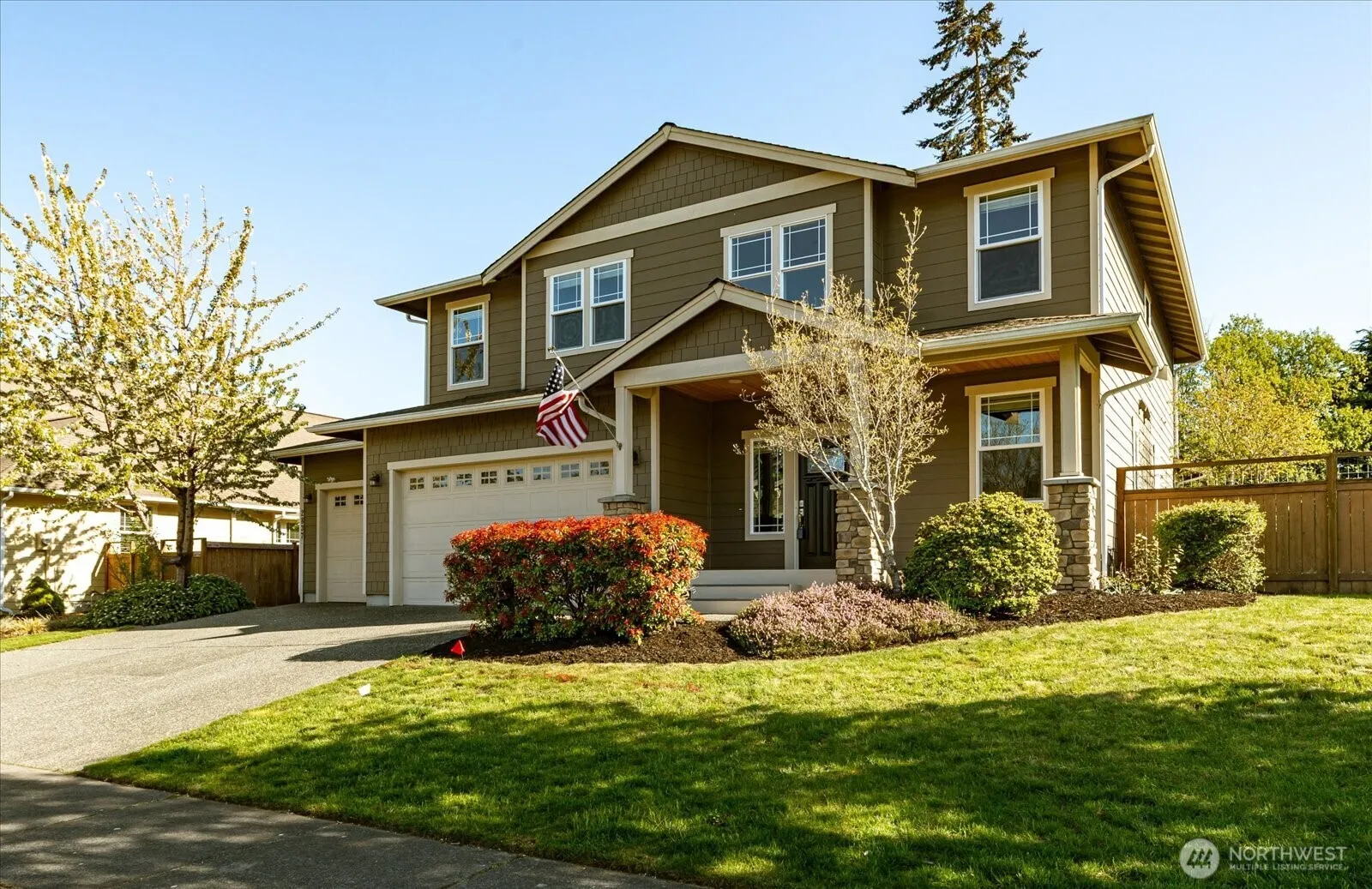 Property photo for 2837 Sw Fairway Point Drive, Oak Harbor