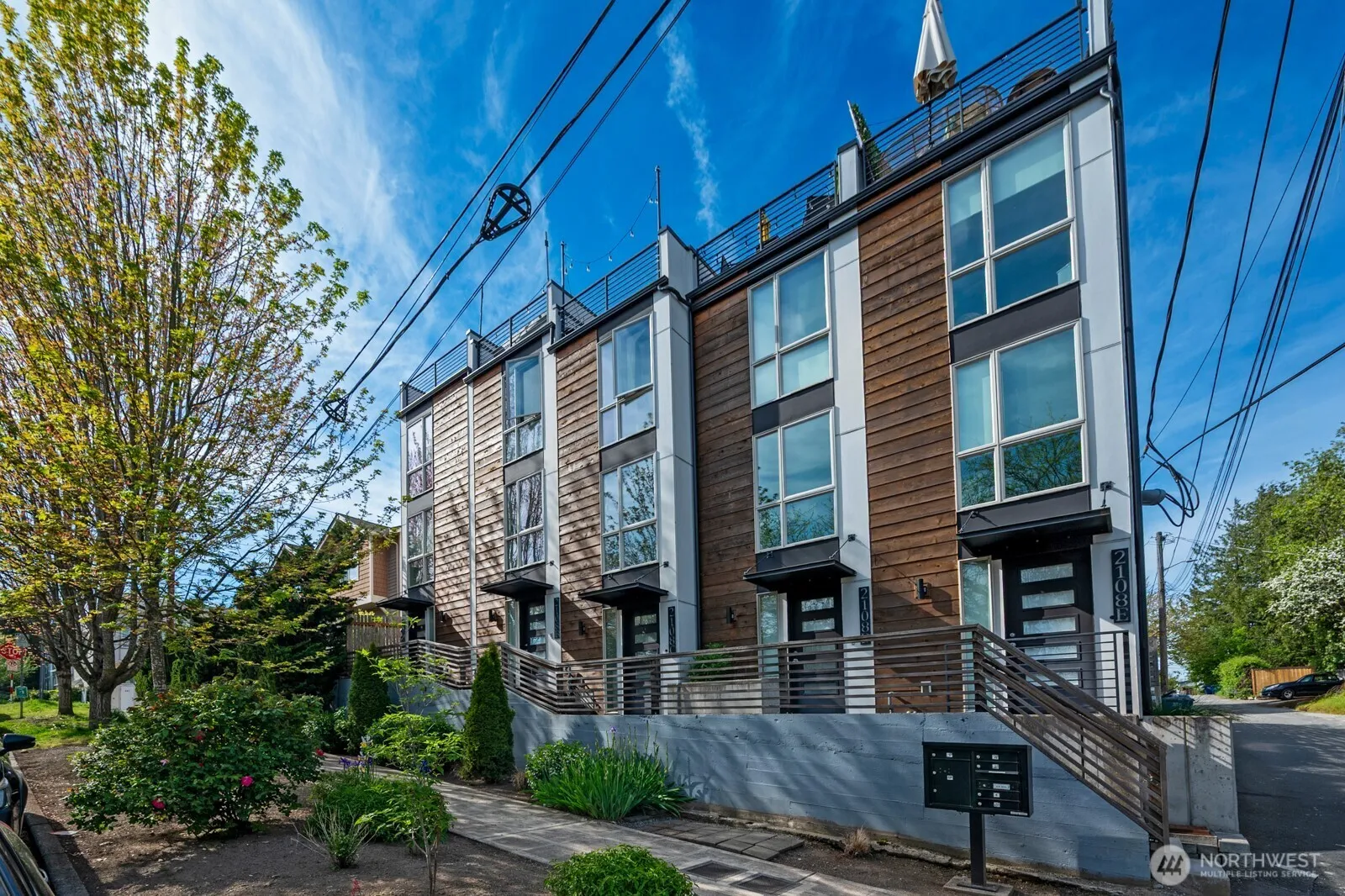 Property photo for 2108 E James Street #a, Seattle photo 3