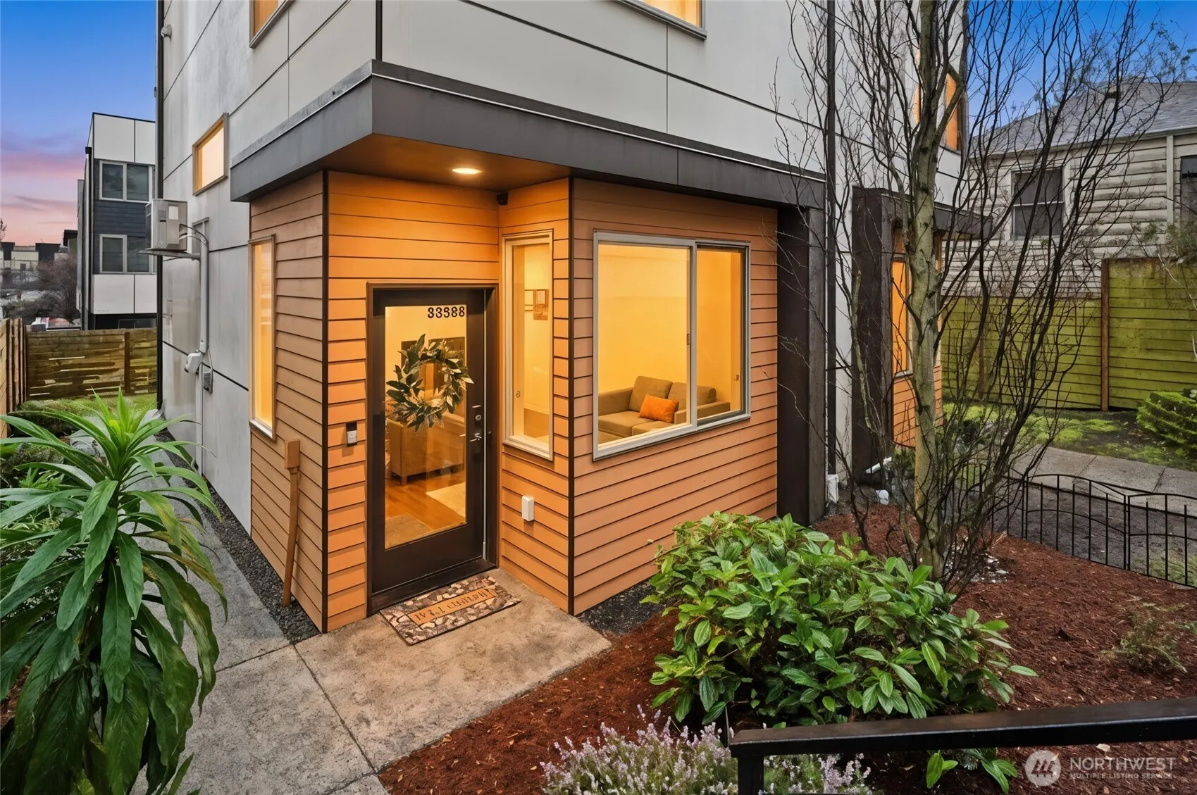 Property photo for 8358 19th Avenue Nw #b, Seattle photo 2