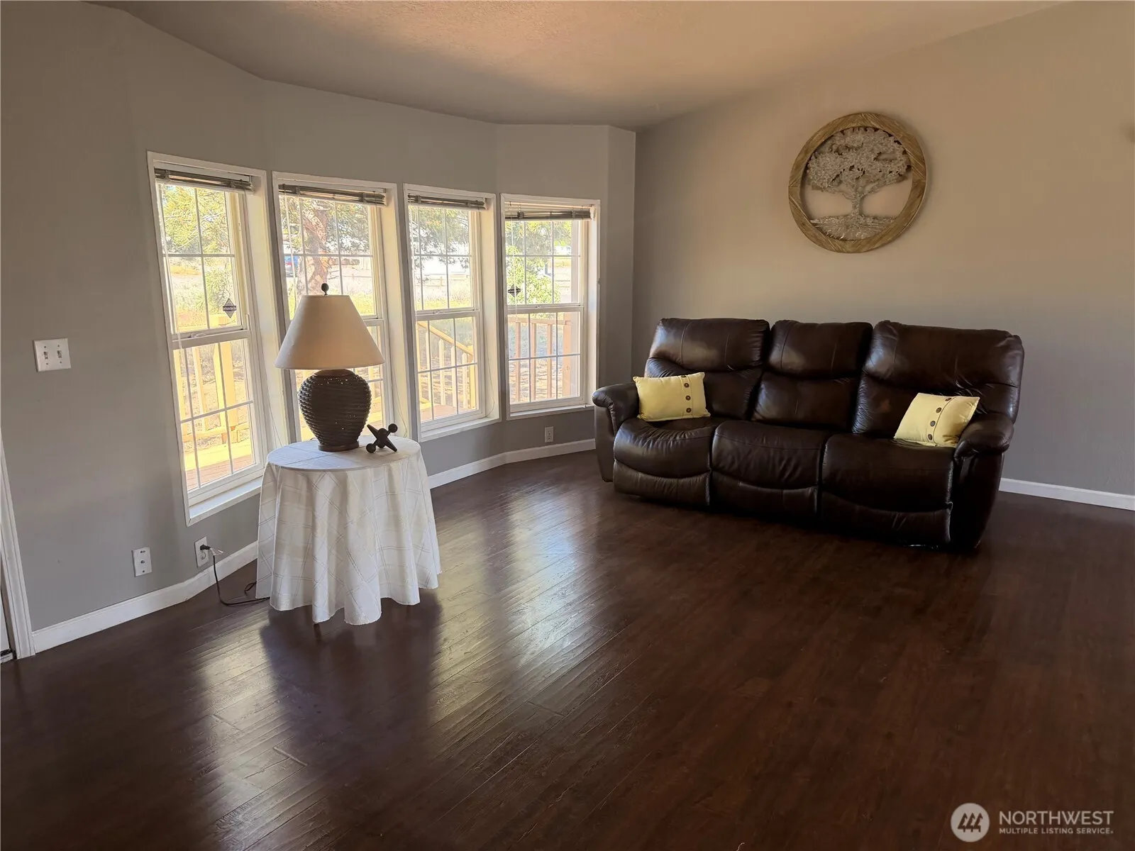 Property photo for 612 Orchard Drive Sw, Mattawa photo 2