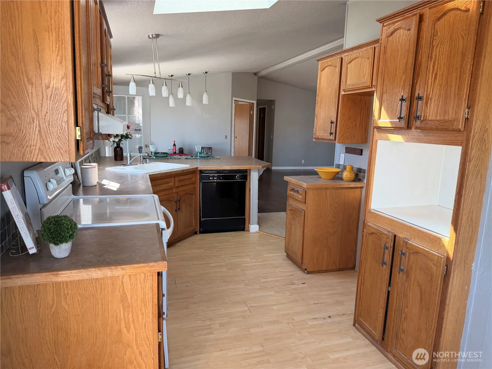 Property photo for 612 Orchard Drive Sw, Mattawa photo 4