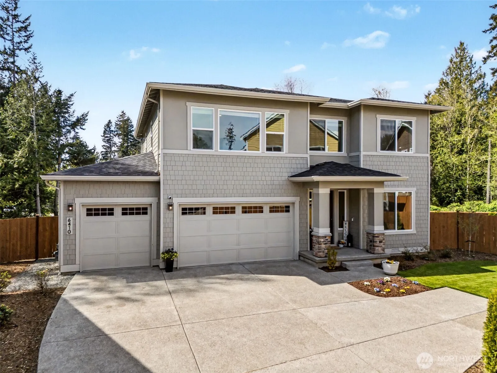 Property photo for 6410 213th Ave Court E, Bonney Lake photo 2