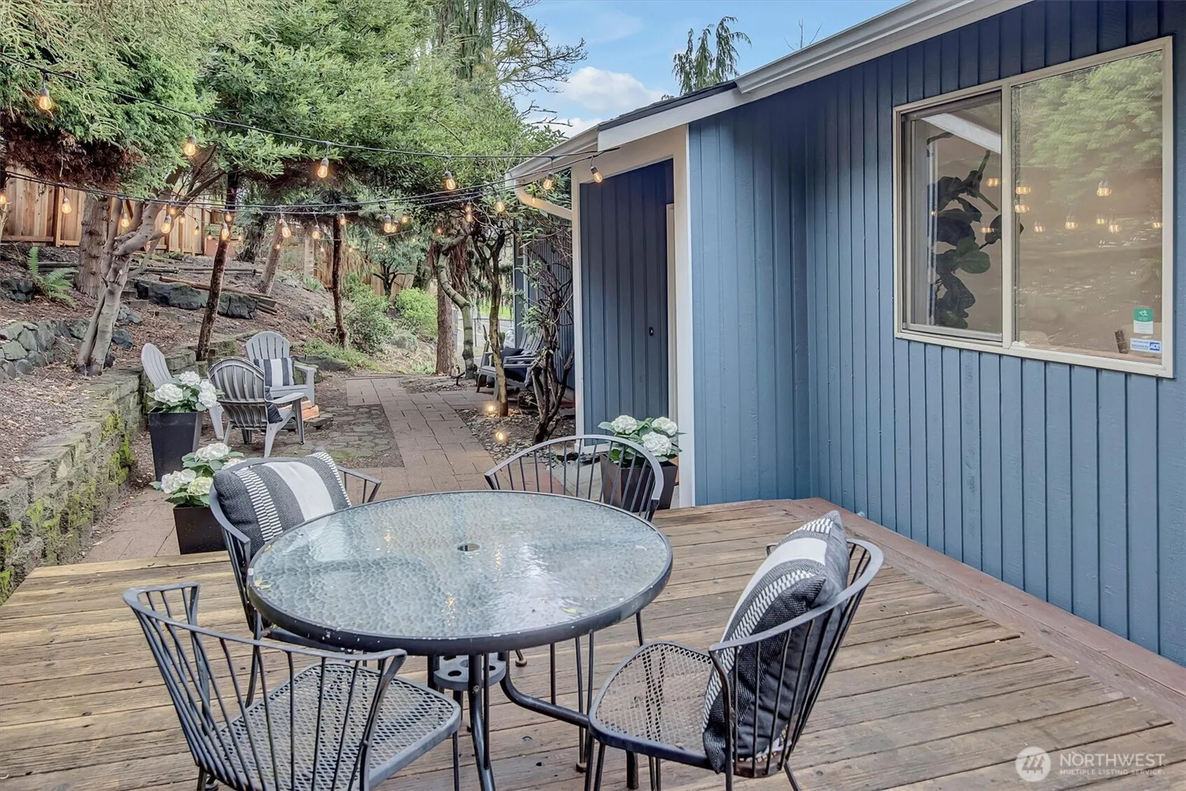 Property photo for 1915 11th Avenue S, Seattle, WA 98134