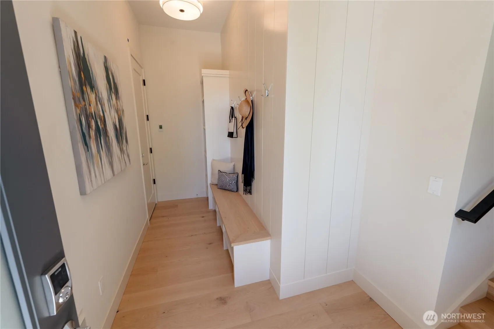 Property photo for 13540 39th Avenue Ne #a, Seattle photo 3