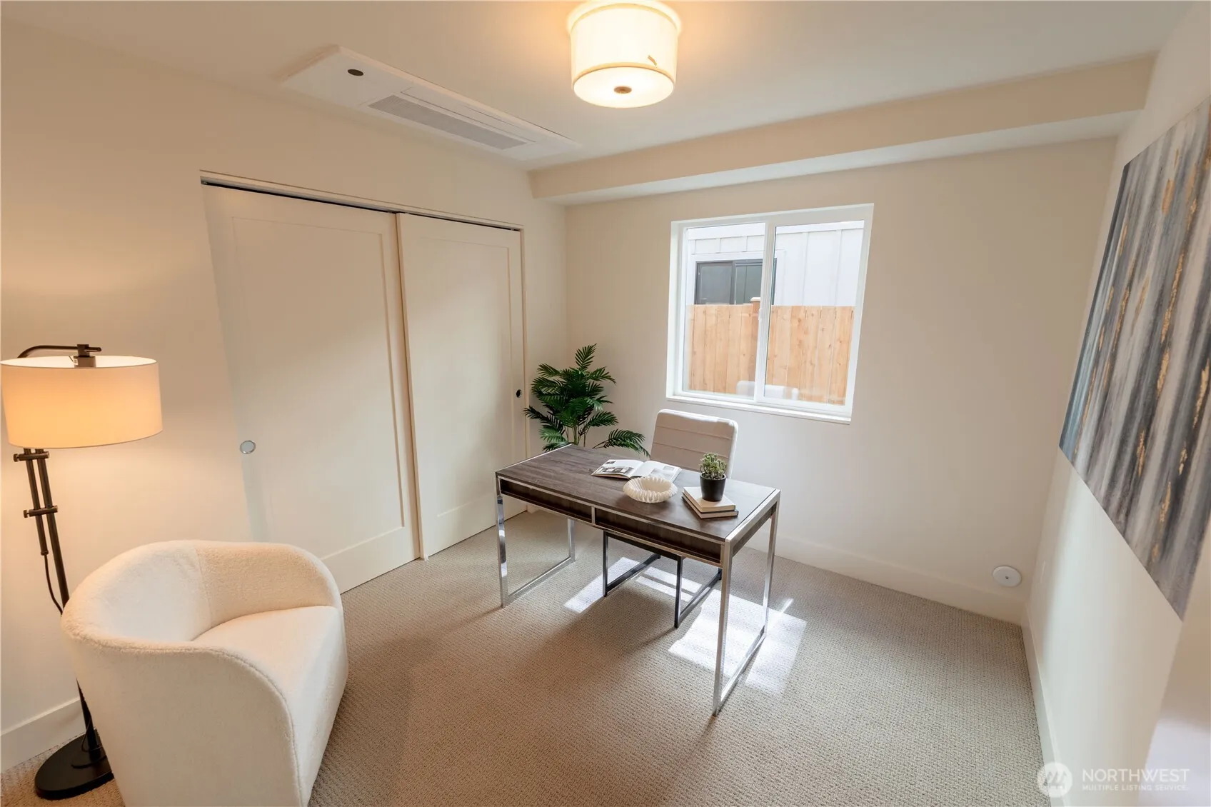 Property photo for 13540 39th Avenue Ne #a, Seattle photo 4