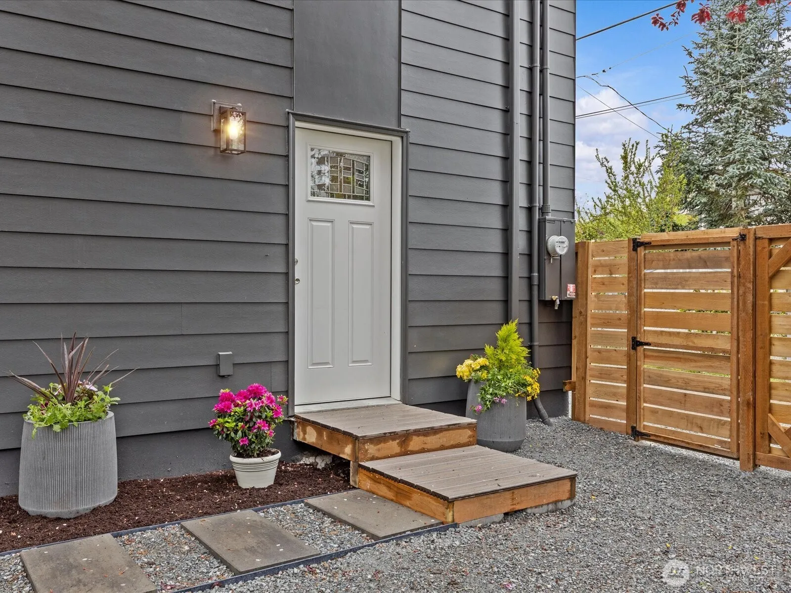 Property photo for 8117 17th Avenue Sw #b, Seattle