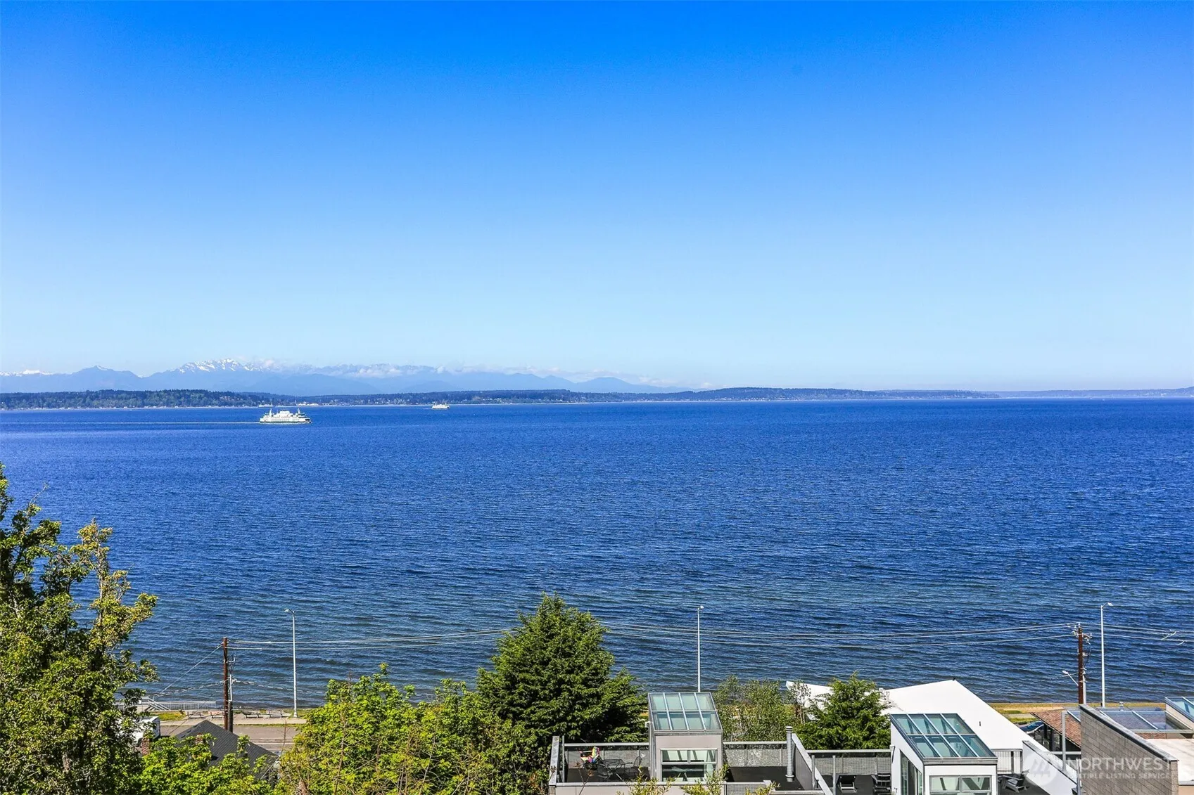 Property photo for 2122 Halleck Avenue Sw, Seattle photo 4