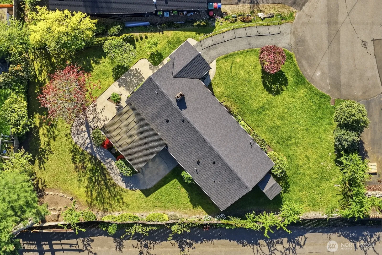 Property photo for 21225 96th Avenue W, Edmonds photo 3