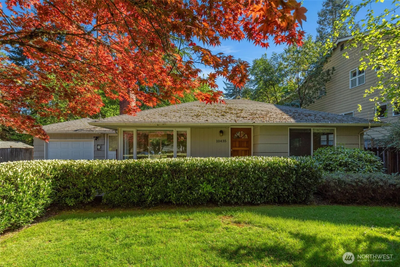 Property photo for 10435 Se 13th Street, Bellevue