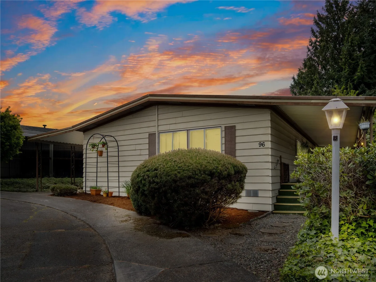 2500 S 370th Street #96, Federal Way