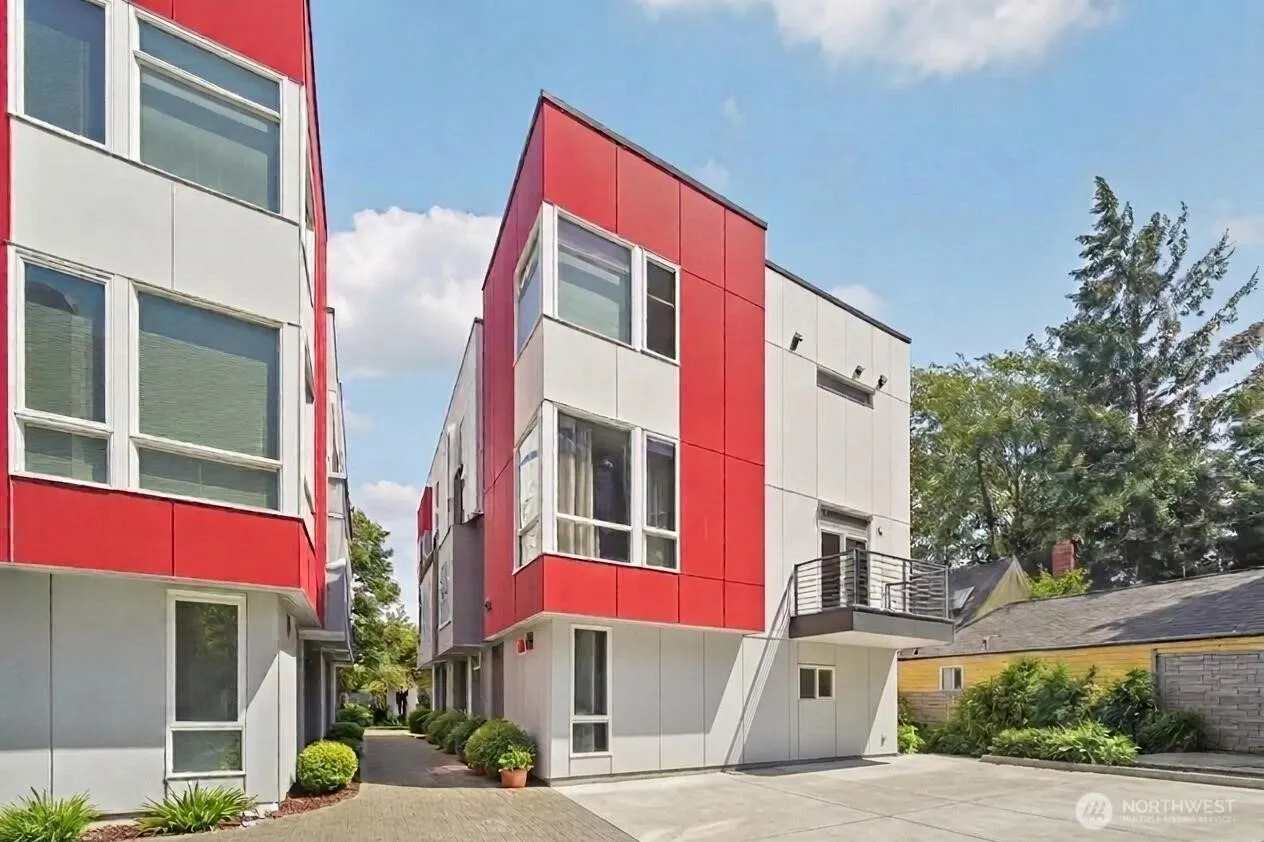 Property photo for 9032 14th Avenue Nw #d, Seattle